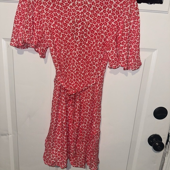 Billabong Red and White Floral Blouse - Picture 6 of 9